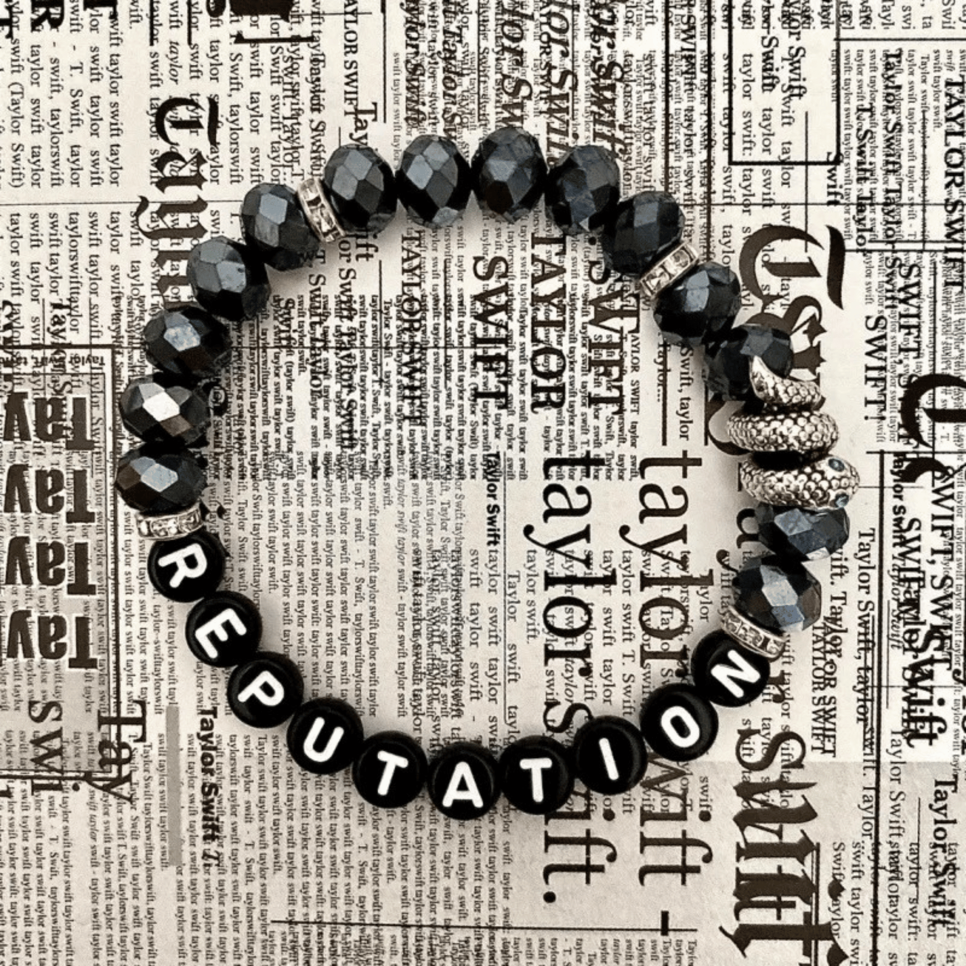 Taylor Swift reputation スネークリング　黒 RARE, Never Worn Taylor Swift Reputation Adjustable Snake Ring